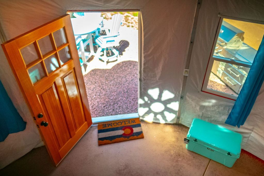  Welcome to Adventure & Relaxation 